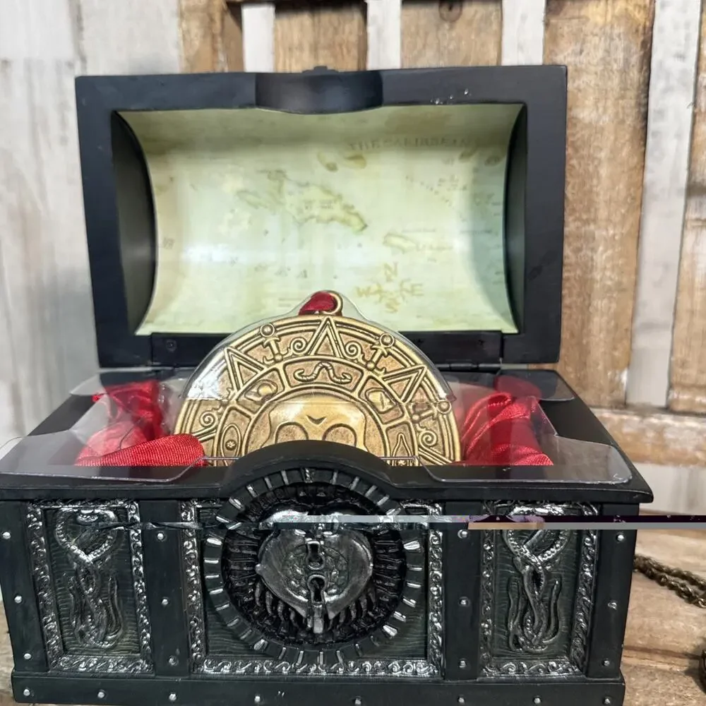 Disney Pirates Of The Caribbean At Worlds End Treasure Chest With Coin Ornament